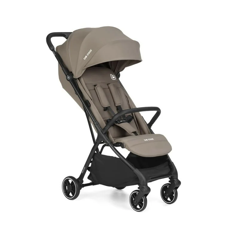 BE COOL Passeggino AIRFOLD - colore TOASTED - con telaio in alluminio robusto, chiusura automatica e dimensioni adatte alle cabine degli aerei, adatto dalla nascita fino a 22 kg, con sospensioni su 4 ruote e finiture in similpelle - immagine 2